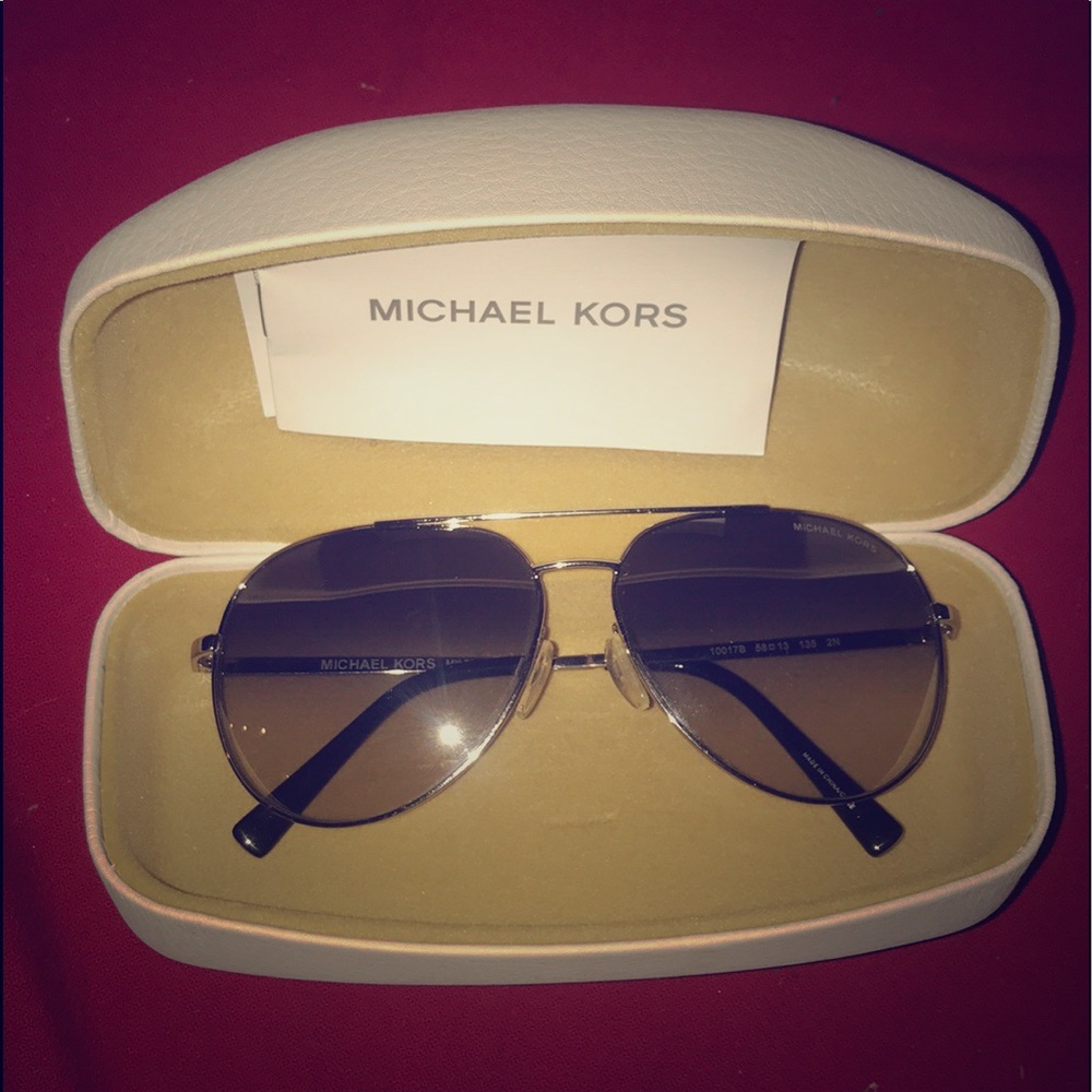 Michael Kors Aviator Sunglasses, Style: Rodinara